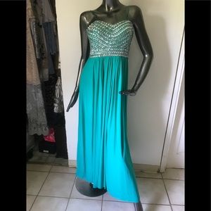 Joanna Chen  Green Embellished Strapless